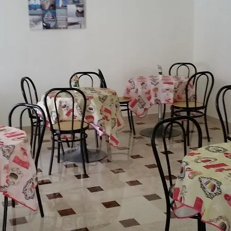 Отель Tosi
